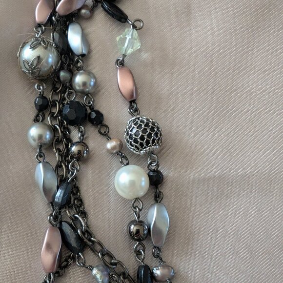 Retired Lia Sophia Katie Necklace - Picture 4 of 5